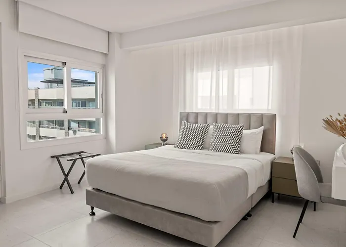 Phaedrus Living: Limassol Seaside Residences 05