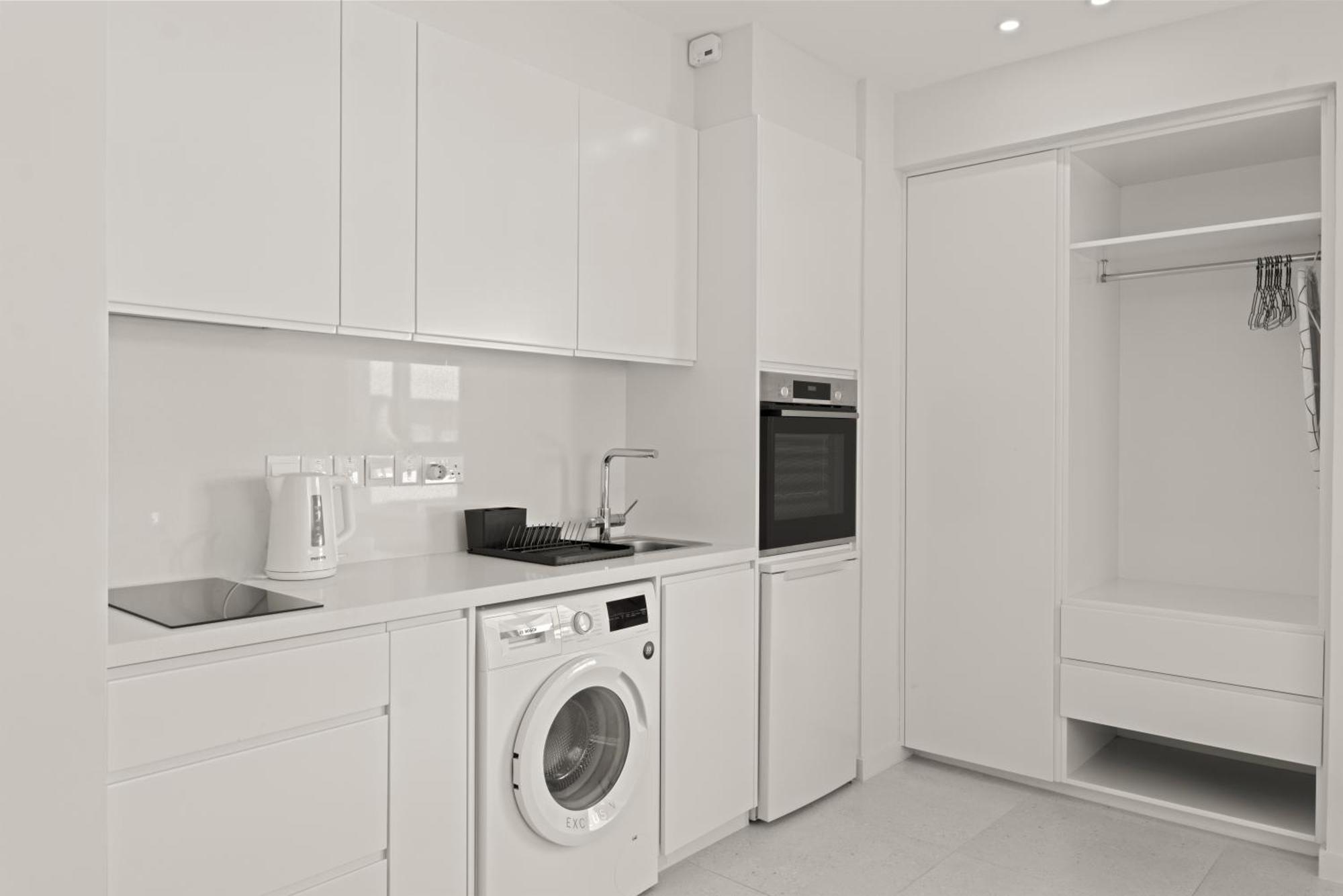 Phaedrus Living: Seaside Residences 05